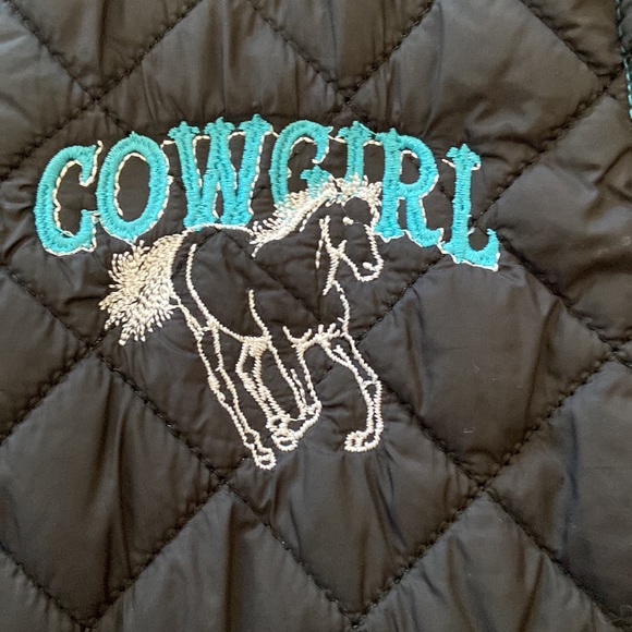Girls Cowgirl Hardwear quilted vest - Picture 2 of 7